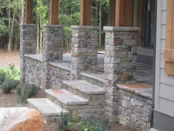 Cascade Natural Stone Veneer Patio