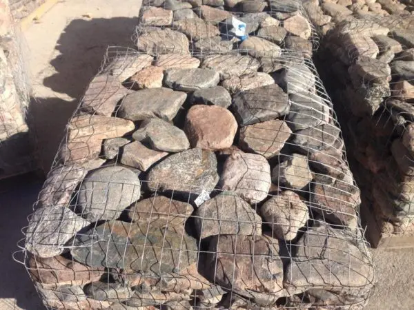 Fieldstone Cobbles Stock Pallet