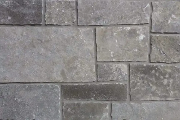 Fond du Lac Castle Rock Natural Stone Veneer