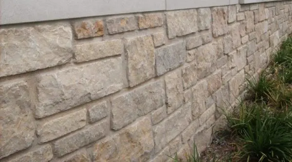 Halcyon Natural Stone Veneer Wall