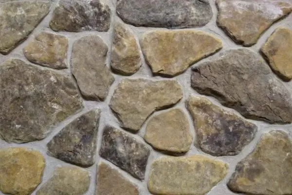 Manitowish Cobble Natural Thin Stone Veneer