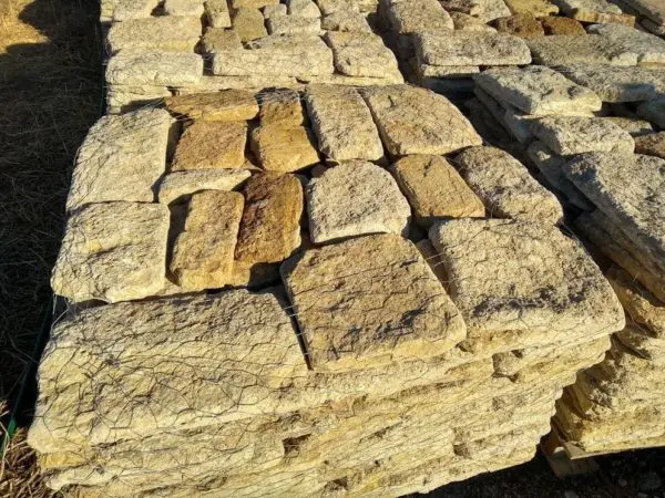 Winfield Natural Stone Veneer Pallet