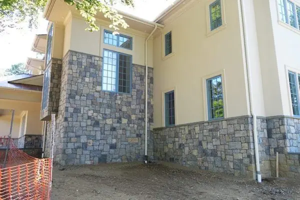 Williamsburg Natural Stone Veneer