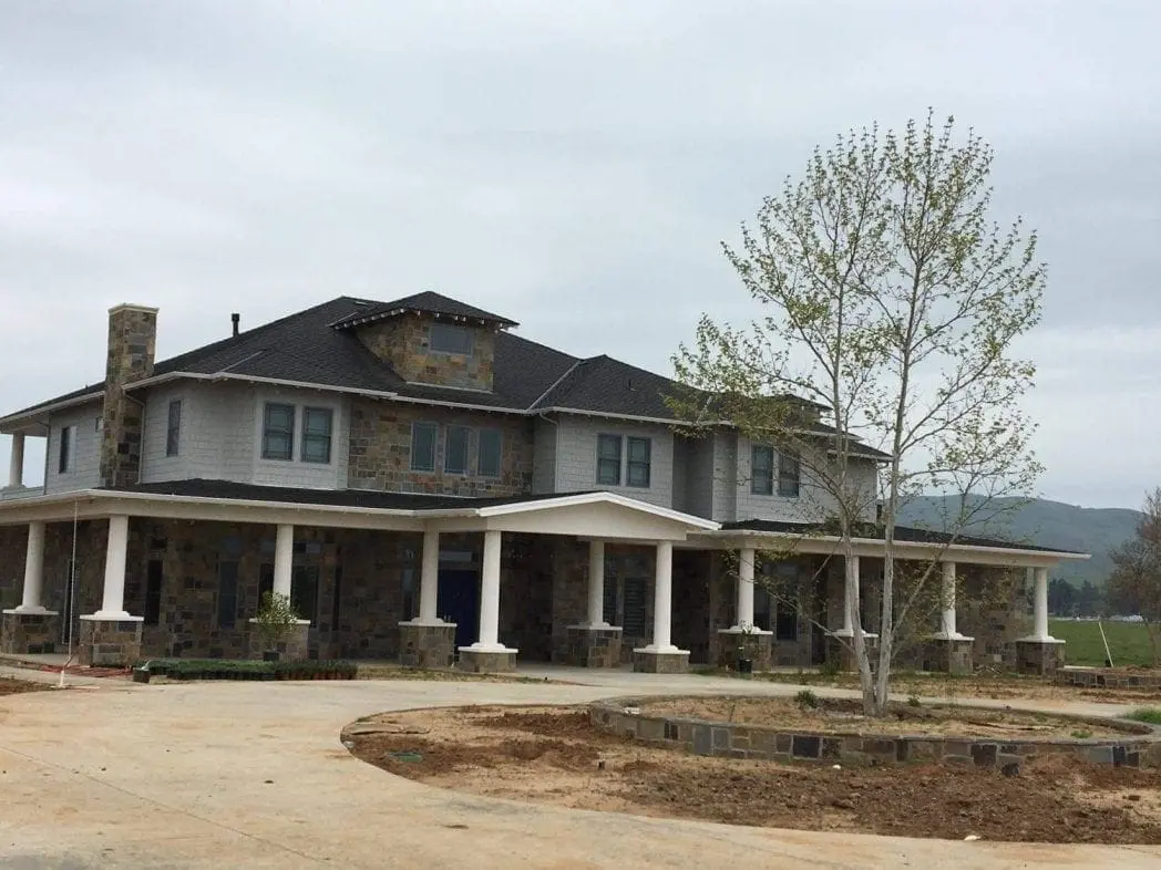 Potomac-Thin-Stone-Veneer-Residential-Exterior