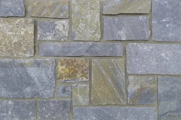 Swatch of Edmonton real thin stone veneer