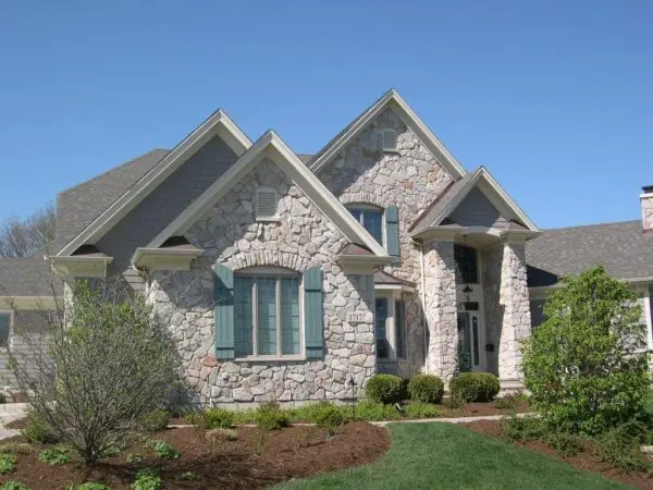 Residential Home with Geneva Real Stone Veneer