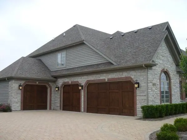 Empire natural stone veneer garage