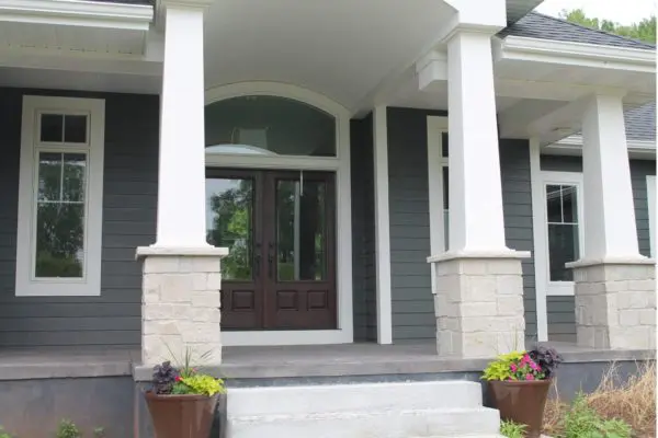 Front porch pillars with Fond du Lac natural stone veneer