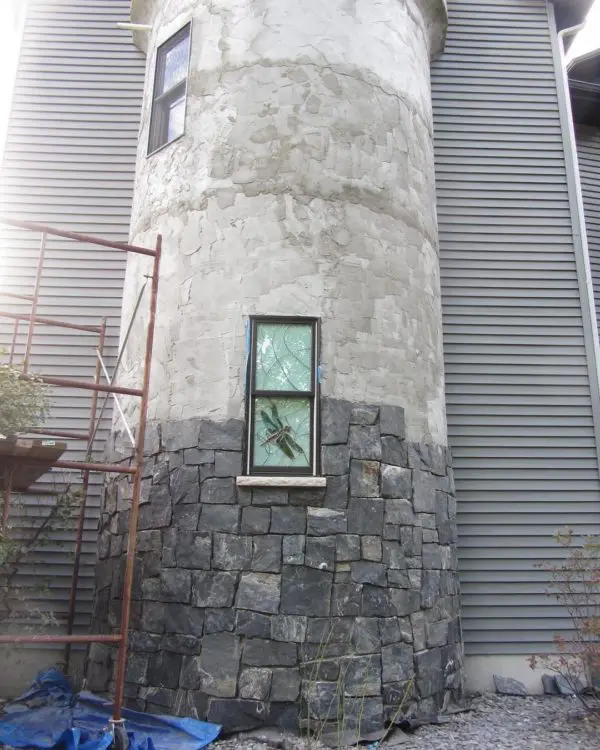 Ebony Ridge Natural Stone Veneer Masonry in Progress