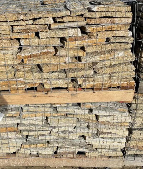 Reedley Natural Thin Stone Veneer Flats Pallet