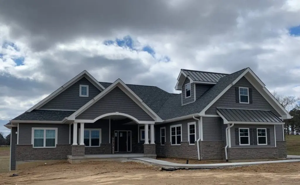 Lenexa Natural Thin Stone Veneer Exterior Wainscoting