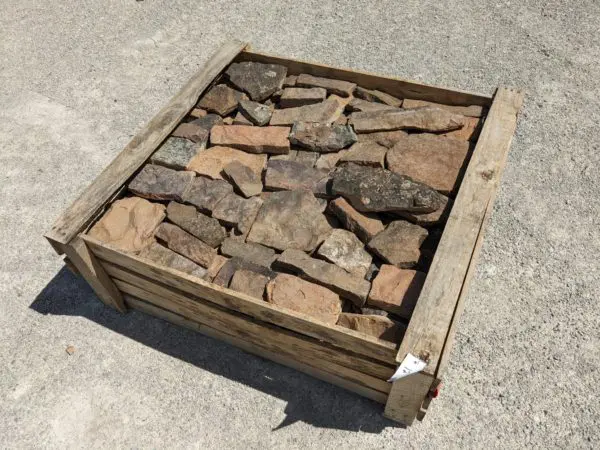 Rainier Real Stone Veneer Flats Pallet