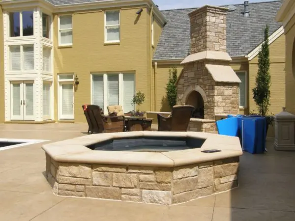 Cambrian Creek Natural Stone Veneer Outdoor Living