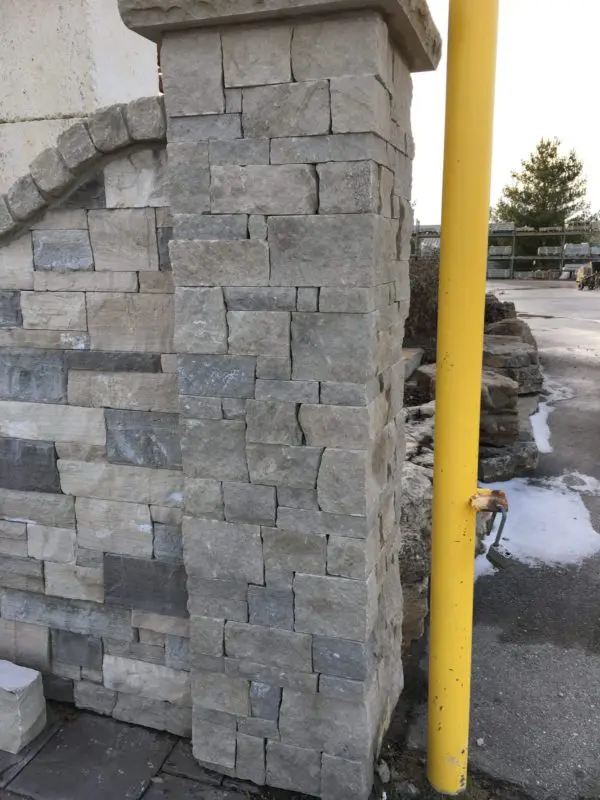 Silver Cloud Natural Stone Veneer Custom Drystack 2-4-6 In