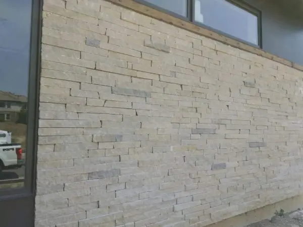 Silver Cloud Real Stone Veneer Custom Ledgestone 2.25 In Fireplace