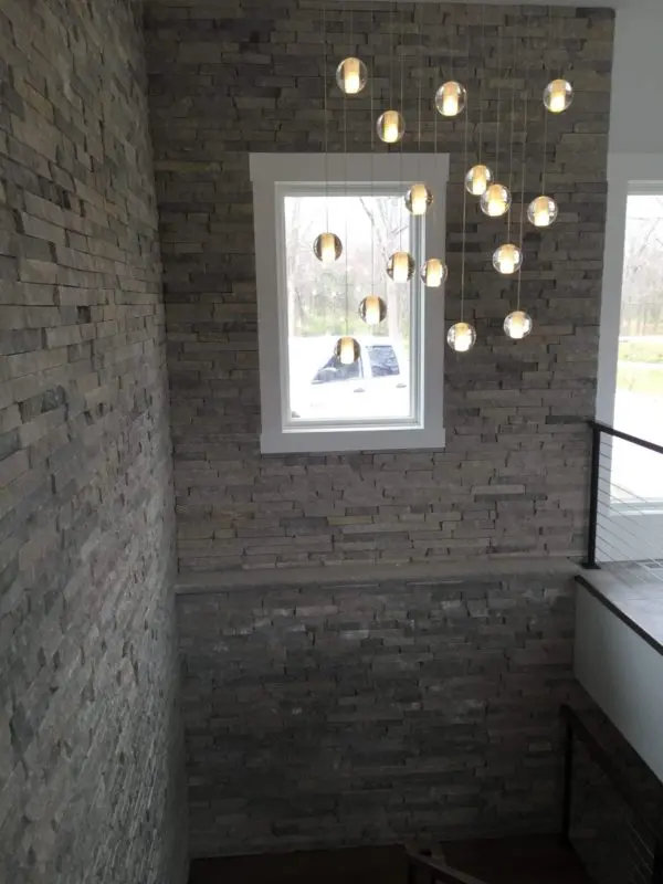 Silver Cloud Real Stone Veneer Custom Ledgestone 2.25 In Drystack Stairway