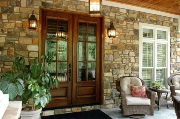 Tantallon Natural Stone Veneer Front Porch Siding