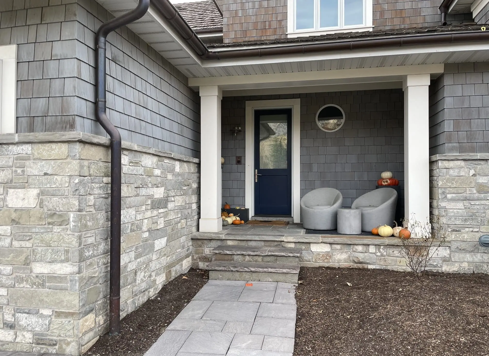 Big Horn Thin Stone Veneer Front Entrance