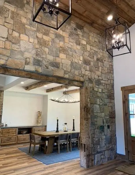 Breckenridge Ashlar Natural Thin Stone Veneer Interior Wall