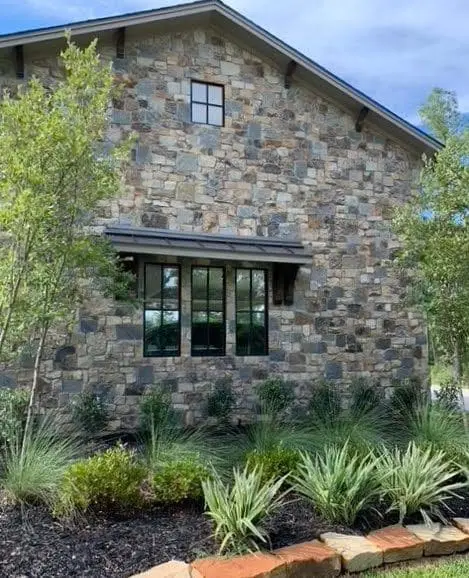 Breckenridge Natural Thin Stone Veneer Exterior