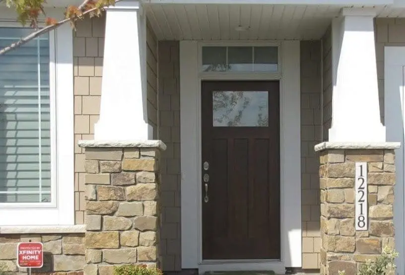 Buckskin Natural Thin Stone Veneer Entrance