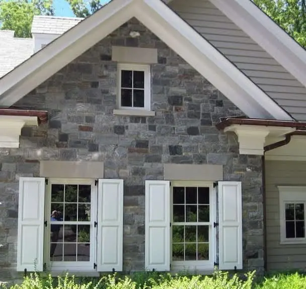 Carlisle Real Thin Stone Veneer Exterior Accent Wall