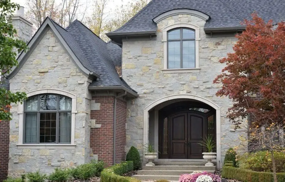 Charcoal Bluff Natural Stone Veneer Exterior Masonry