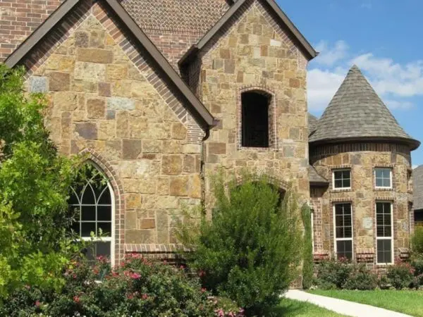 Chestnut Natural Stone Veneer Exterior