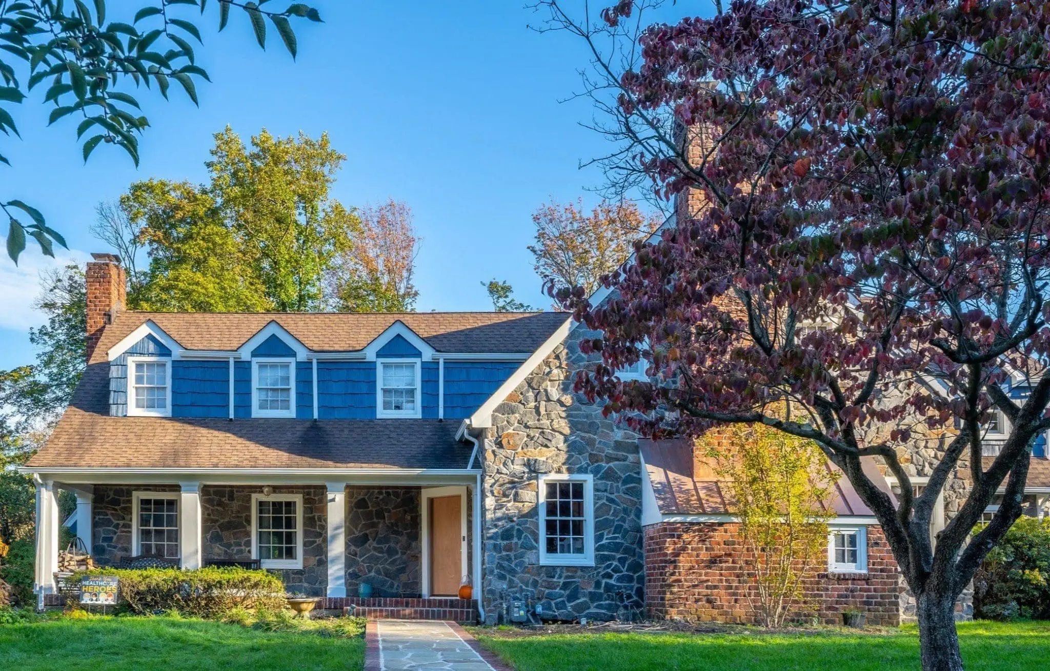 Kenai Natural Thin Stone Veneer Exterior Siding