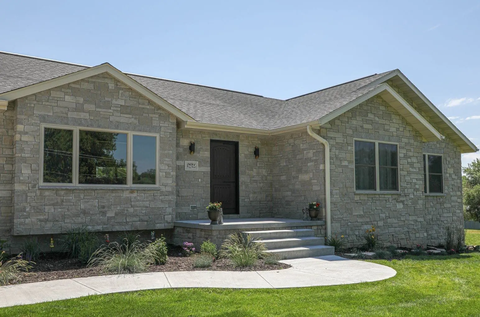 Lockridge Real Thin Stone Veneer Exterior