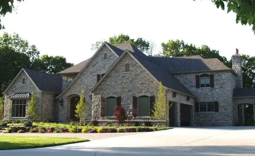 Stratford Natural Stone Veneer Exterior Siding