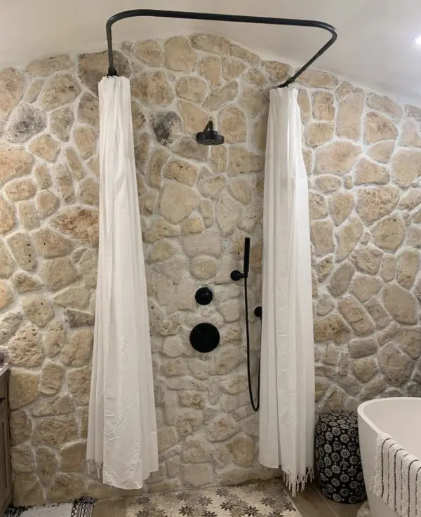 Door County Beachstone Natural Limestone Thin Veneer Bathroom