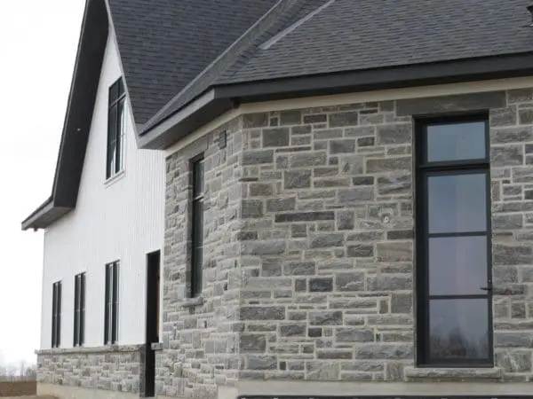 Pembroke Natural Thin Veneer Exterior with Light Mortar Flush Joint