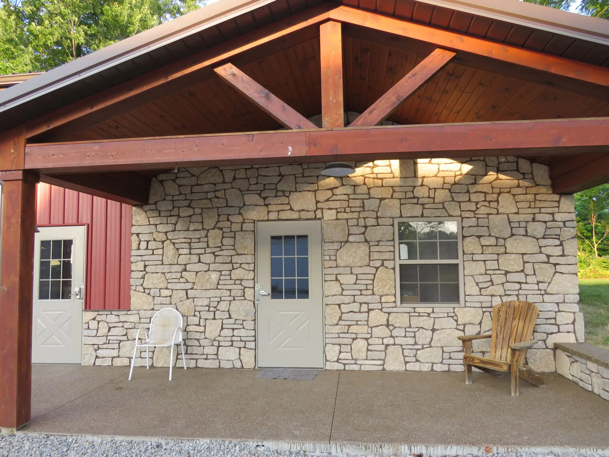 Chateau Natural Thin Stone Veneer Exterior