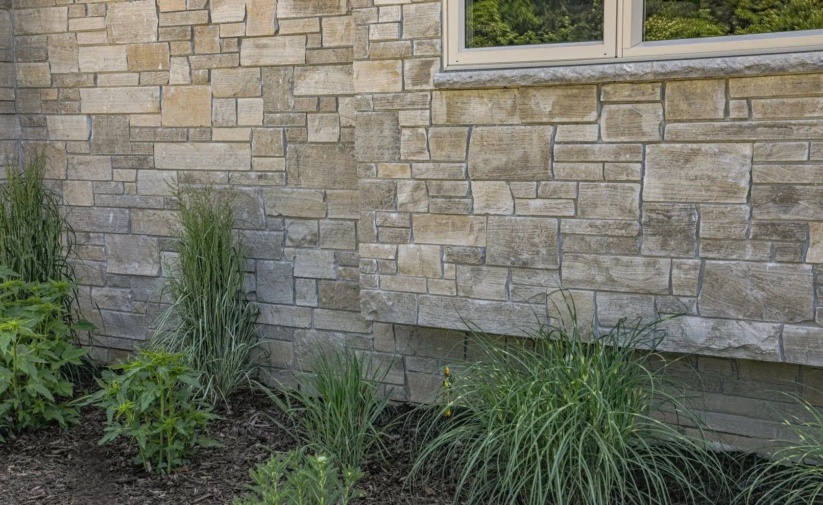 Lockridge Natural Thin Stone Veneer Exterior Siding