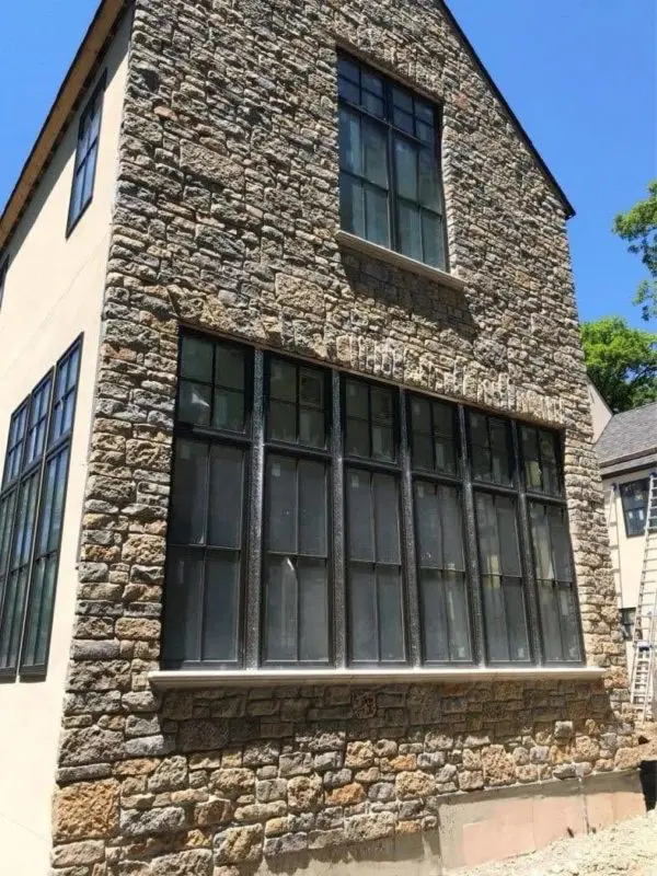 Custom Aberdeen Tumbled Real Stone Veneer