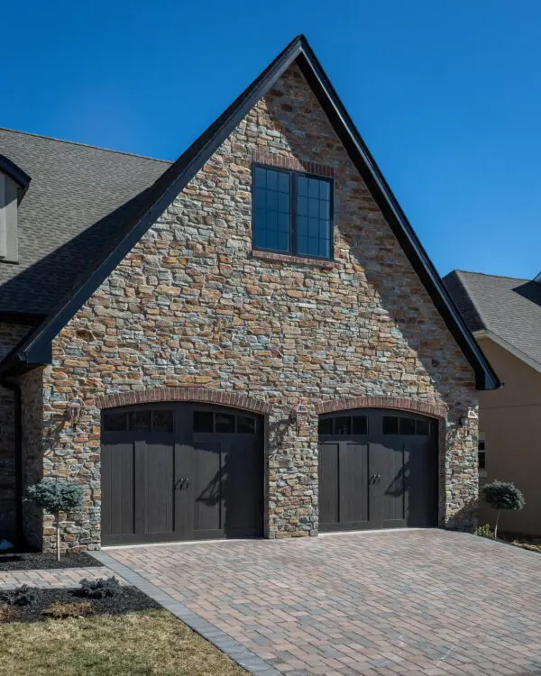 Helmsdale Real Thin Stone Veneer Exterior