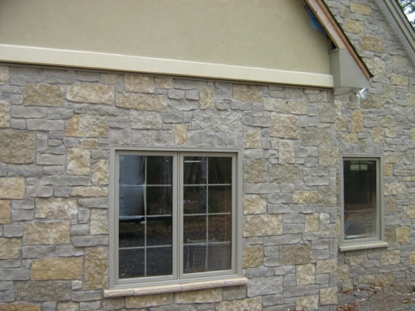 Baileys Harbor and Castle Ridge Natural Thin Stone Veneer Exterior