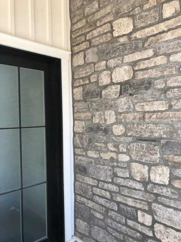 Seward Ashlar Real Thin Veneer Exterior