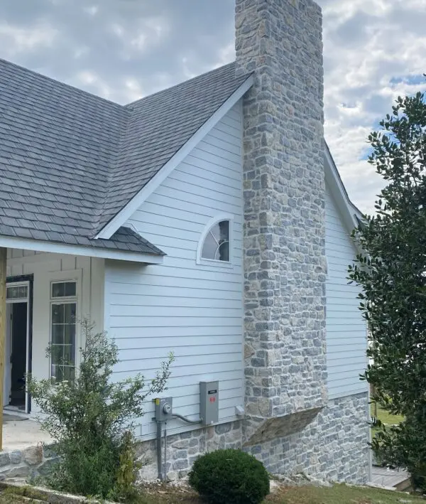 Duluth and Chateau Real Thin Stone Veneer Blend Exterior with White Mortar