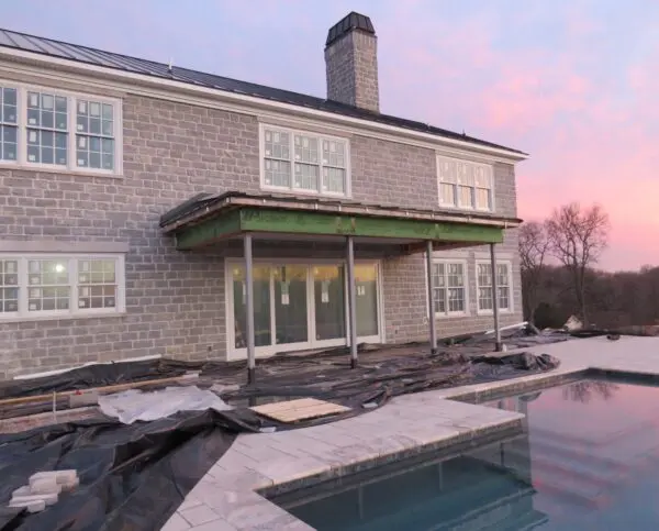 Larchmont Natural Stone Veneer Custom Dimensional 7 Inch Patio