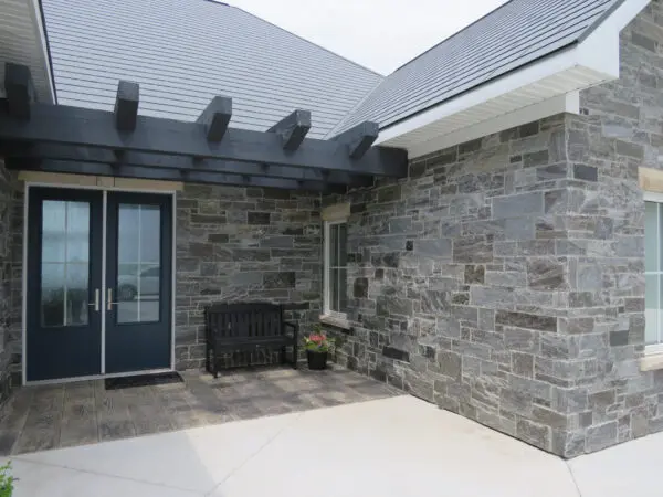 Pembroke Real Thin Stone Veneer with Sawed Ends Front Entrance