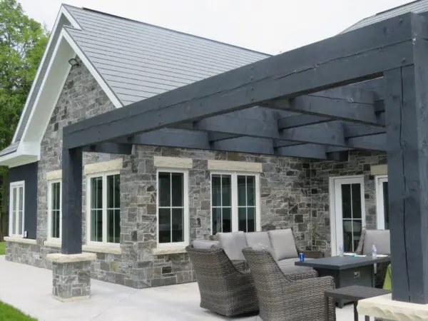 Pembroke Natural Thin Stone Veneer with Sawed Ends Patio