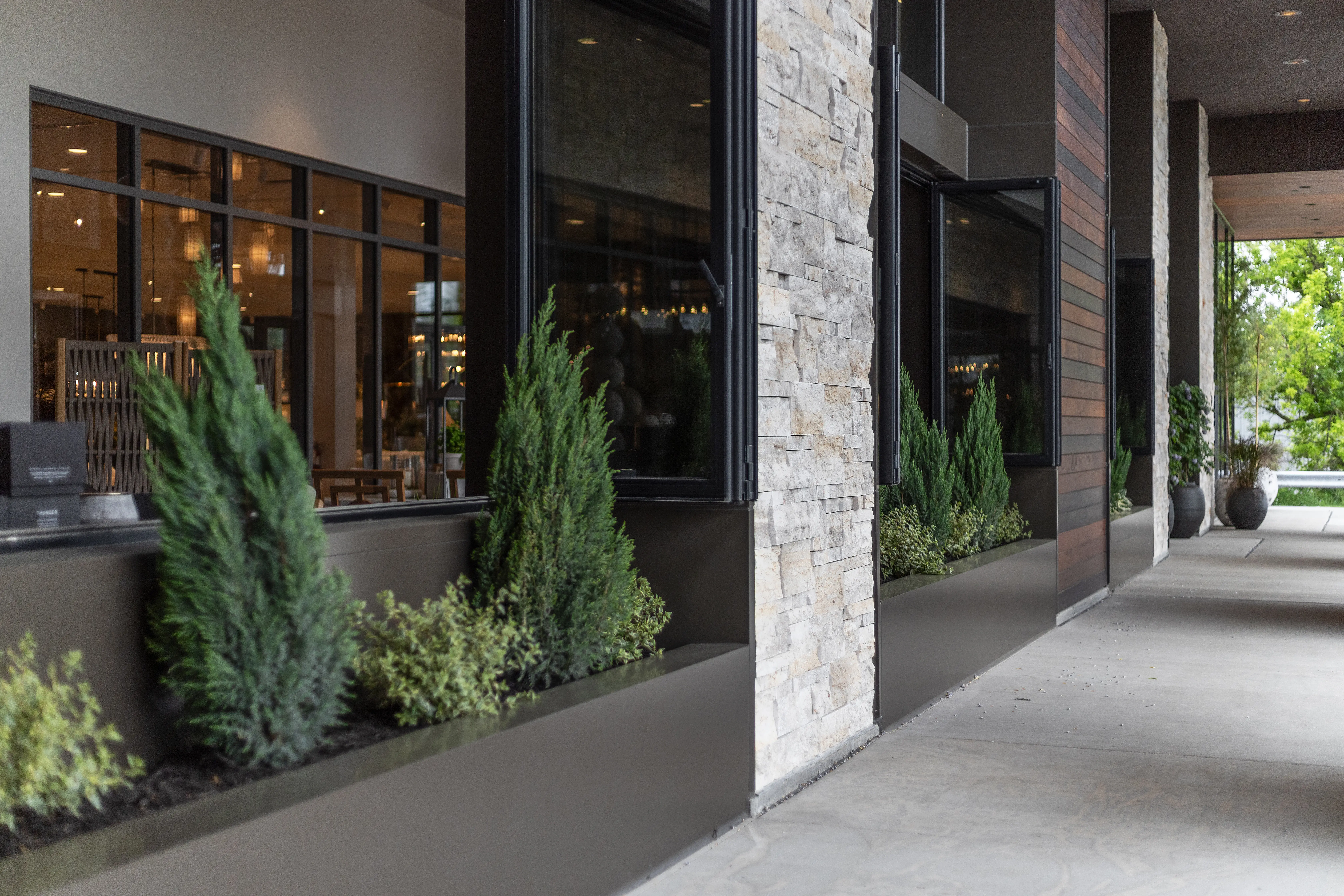 Nob Hill Real Stone Veneer Walkway