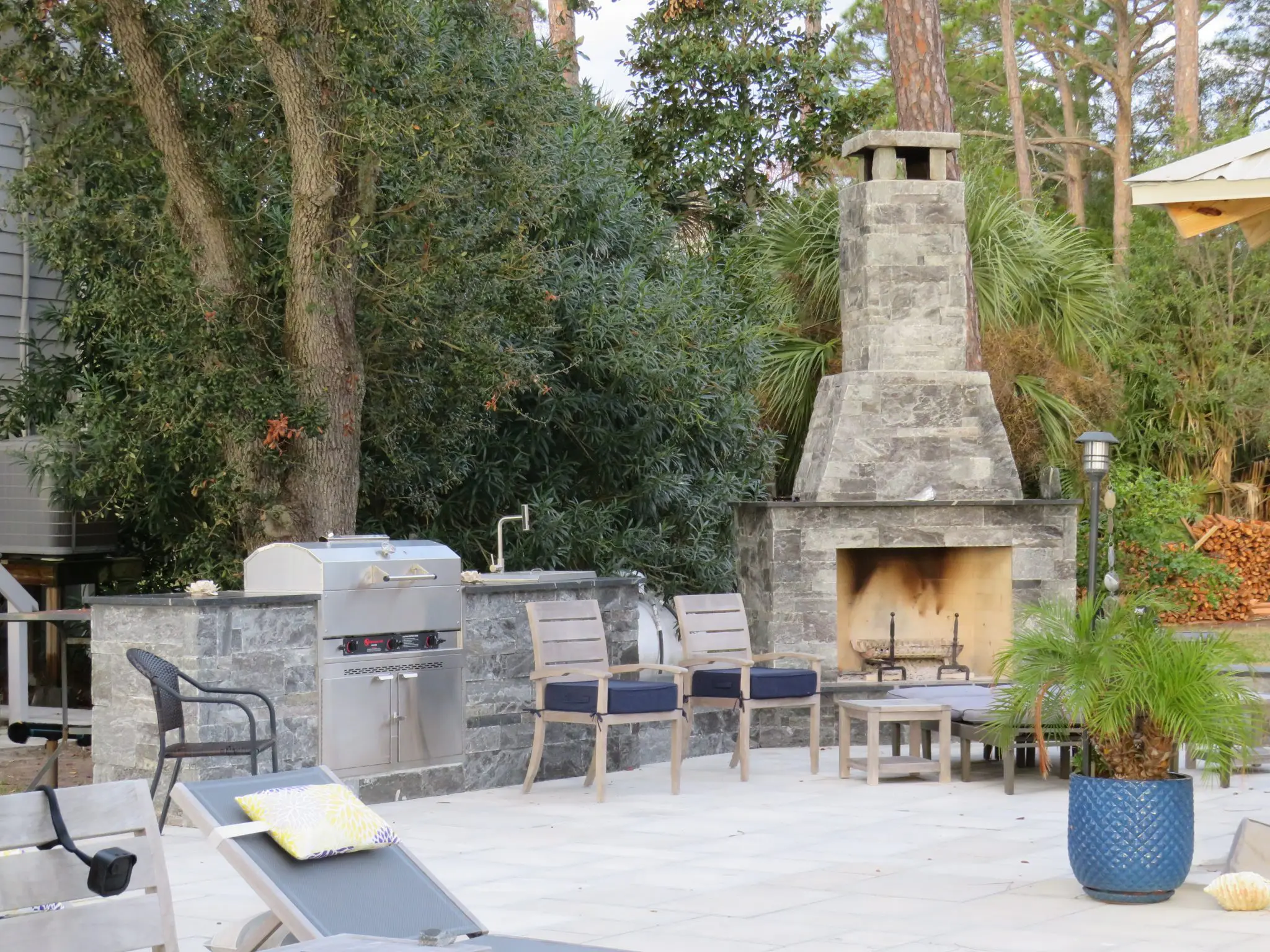 Custom Pembroke Natural Thin Stone Veneer Outdoor Living