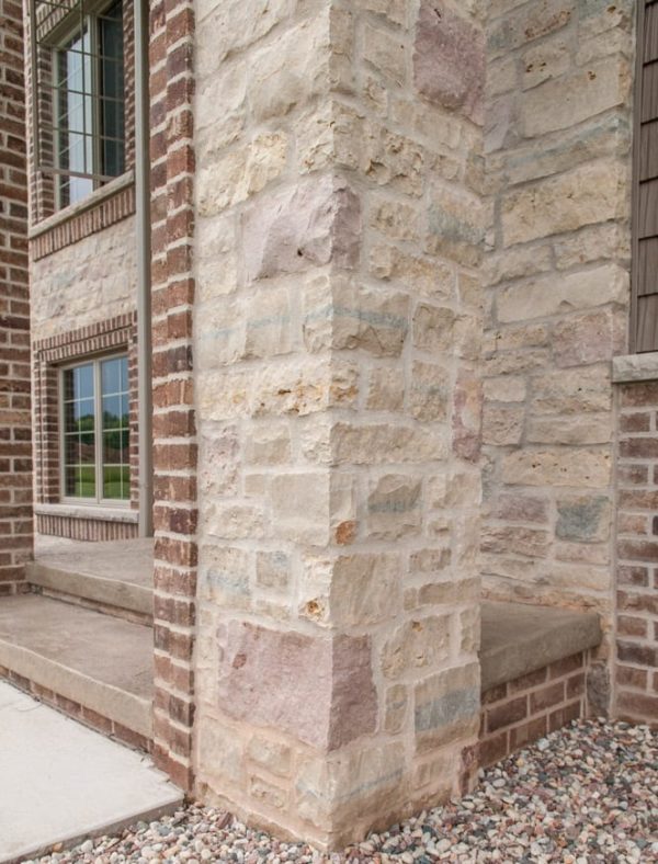 Bellevue Natural Stone Veneer Column