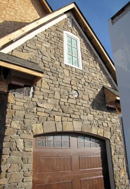 Rainier Natural Stone Veneer Siding
