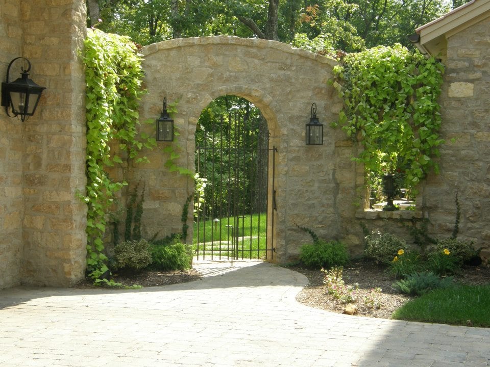 Tuscan Antique Natural Stone Veneer Exterior Gate