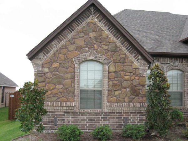 Manitowish Thin Veneer Stone Exterior