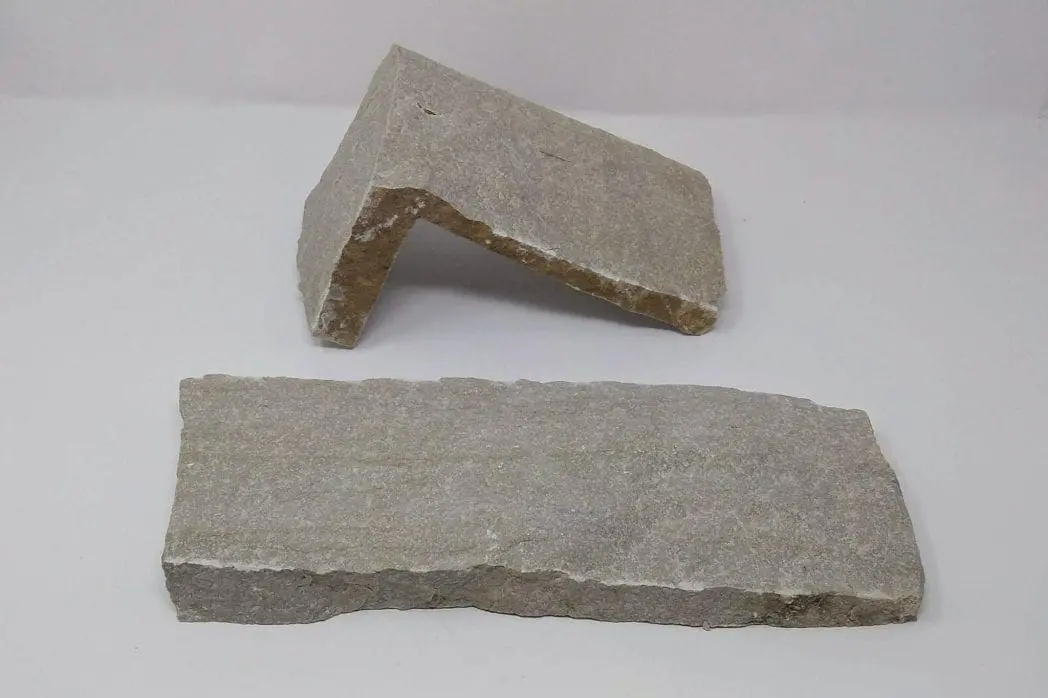 Close Up of Natural Stone Veneer Flat and Corner